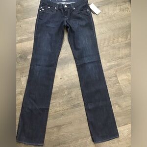 Rock and republic low rise denim jeans. NWT